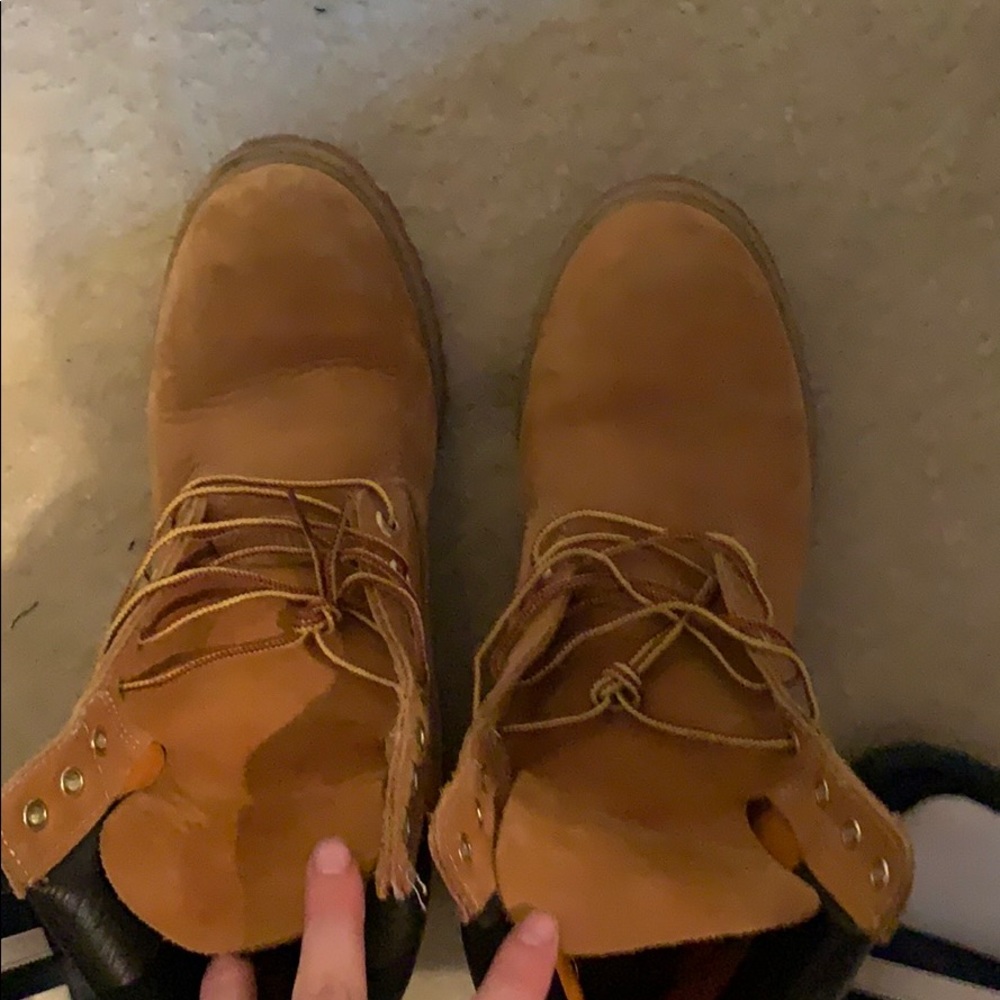 Timberland Boots - Picture 3 of 5